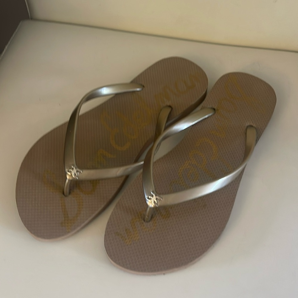 Sam Edelman, Gold flip flops, excellent condition